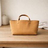 本革 レザートート スモールフィールドバッグ ライトキャメル 牛革 トートバッグ 軽量 シンプル ユニセックス