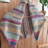 アフガン編みの三角ショール