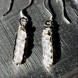 クリスタルクォーツ  ボタンカット/SV925スクエアワイヤー縁取り/ピアス(イヤリング)