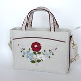 赤い花刺繍のショルダーバック