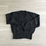 透かしの隠し柄　セーター