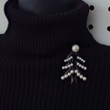 可愛いモノトーンのハンサムツリー