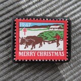 アメリカ　クリスマス複十字切手ブローチ10685