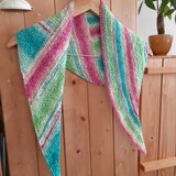 opal毛糸三角ショール