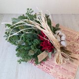 クリスマスが終わっても飾れる！！赤トウガラシのスワッグ