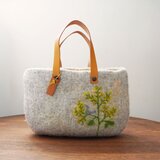 羊毛フェルト/ミモザ