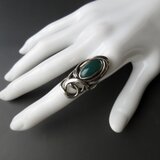 緑瑪瑙　燻し銀のリング