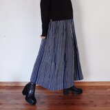 ブルキナファソ　ダフィン族の伝統藍染スカート