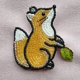 キツネのブローチ