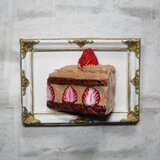 油絵【飛び出すイチゴチョコケーキ】