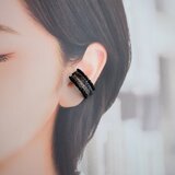 ビーズとスパンコールのイヤーカフ（ブラック×ブラックシルバー）・大【受注】