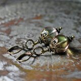 まん丸ドイツヴィンテージビーズの一粒ピアス