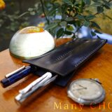 革の宝石ルガトー・2本差しペンケース（紺）