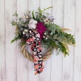 赤いシャクヤクの注連縄リース（ちりめんリボン）