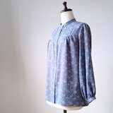 着物リメイク　正絹のブラウス　吉祥柄