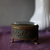 丸い形　面取りガラスのジュエリーボックス　フランスアンティーク　アンティークのある暮らし