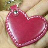 ハートのキーホルダー　ルガトアザレアピンク