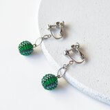 ビーズボールイヤリング(緑)