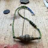 ＊古のとらいばるなネックレス。@トルクメニスタンのバイコーンビーズ＋貿易風のビーズ＋ベネチアのちぃさなシェブロン玉など