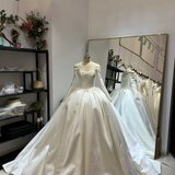 フランス風 ウエディングドレス オフショルダー パール 繊細レース プリンセスライン 拳式/前撮り