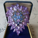 ヴィンテージ　アレキサンドライト&ライトサファイア 華やかブローチ（73×53㎜）