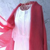 草木染め・蚊帳織りウール・大判ロングストール・茜とコチニールの重ね染め_1・ローズレッド