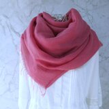 草木染め・蚊帳織りウール・大判ロングストール・茜とコチニールの重ね染め_2・クラシックローズ