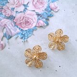 gold filigree flower ヴィンテージイヤリング