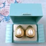 《Richelieu》 gold fauxpearl drop リシュリュー ヴィンテージイヤリング