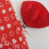 ばあば ⋱ 飛び飛びガラスビーズの編みがま口（akadot・C1795）