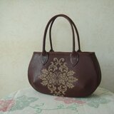 【受注制作】イタリアンレザーの刺繍Bag（クロスステッチ刺繡）