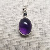 濃い紫のザンビア産アメシストペンダント
