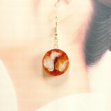 レジンアート　ラウンドピアス〈砂漠の月光〉