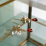 【1月の誕生石】今日の私に、そっと自信を。ガーネットピアス／イヤリング