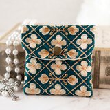 ロザリオケース【インド刺繍生地/グリーンクローバー】ジュエリーポーチ