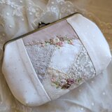 アンティークレース*リボン刺繍*ビーズ刺繍*パッチワーク*がま口