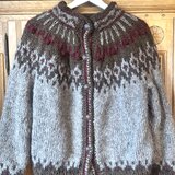 アイスランドロピ　カーディガン　L