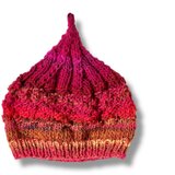 １点限定！　新作2026どんぐりニット帽子　野呂英作毛糸使用　ピンクレッドグラデーション　誕生日ギフト・プチギフト