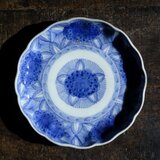 六つの紫陽花◆線描きで素敵。伊万里　紫陽花文染付線描き七寸中皿　骨董・antiques 蝶々　江戸末期 i4