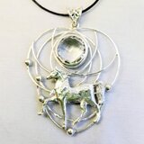 午年ペンダント