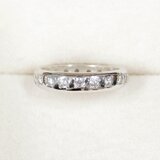 キュービックジルコニアとSV925のエタニティリング（リングサイズ：9号、ロジウムメッキ）