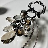 大人可愛いキラキラ光雫バッグチャーム　透明ブラック