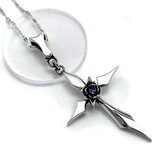 薔薇の中にアメジストをセットしたゴシックな十字架ネックレス、シルバー925