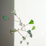 光とゆらぎを愛でるガラスモビール　