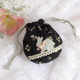 可愛いうさぎのミニ巾着