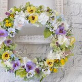 すみれワルツ　リース：白　パープル　紫　黄色　パンジー