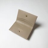 ’スタイリッシュな名刺入れ' 上質イタリアンレザー「Business card case」- サンドベージュ -