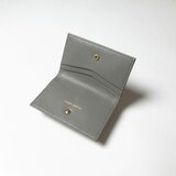 ’スタイリッシュな名刺入れ' 上質イタリアンレザー「Business card case」- スモーキーグレー -