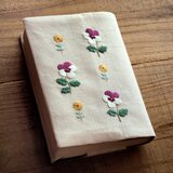 手刺繍のブックカバー『ビオラ』