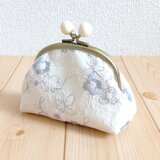 華やか花柄刺繍　がま口ミニポーチ　10cm口金　小さめ　クリーム色　599